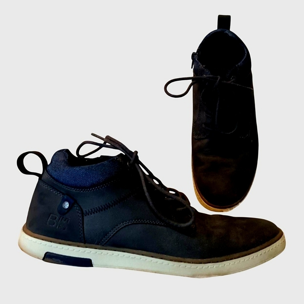 B52s Dark Blue-Gray Shoes